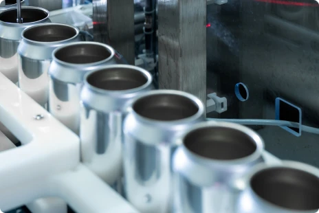 アルミ製品の製造業務の求人情報の画像 | 月収例31万円～33万円